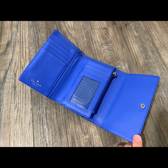 Kate Spade Wallet - Picture 5 of 5